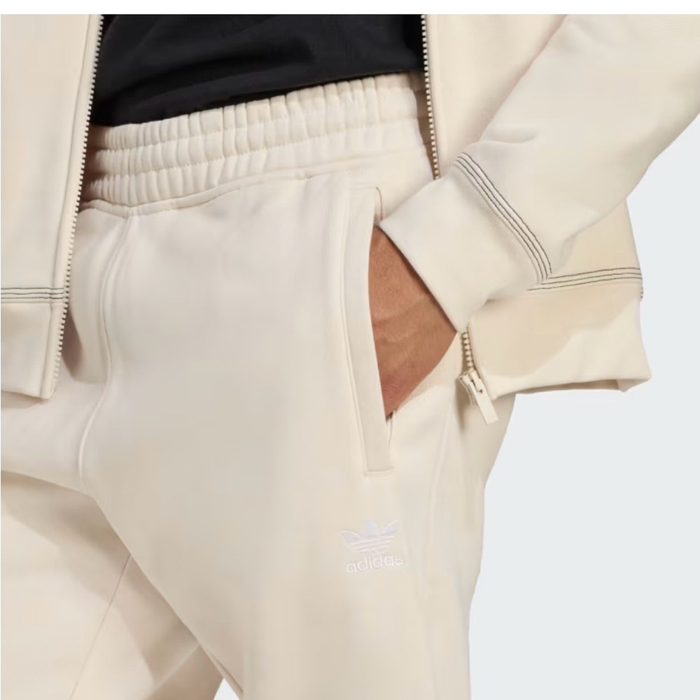 NWT Adidas Off-White TREFOIL ESSENTIALS Tracksuit Set - Picture 4 of 16